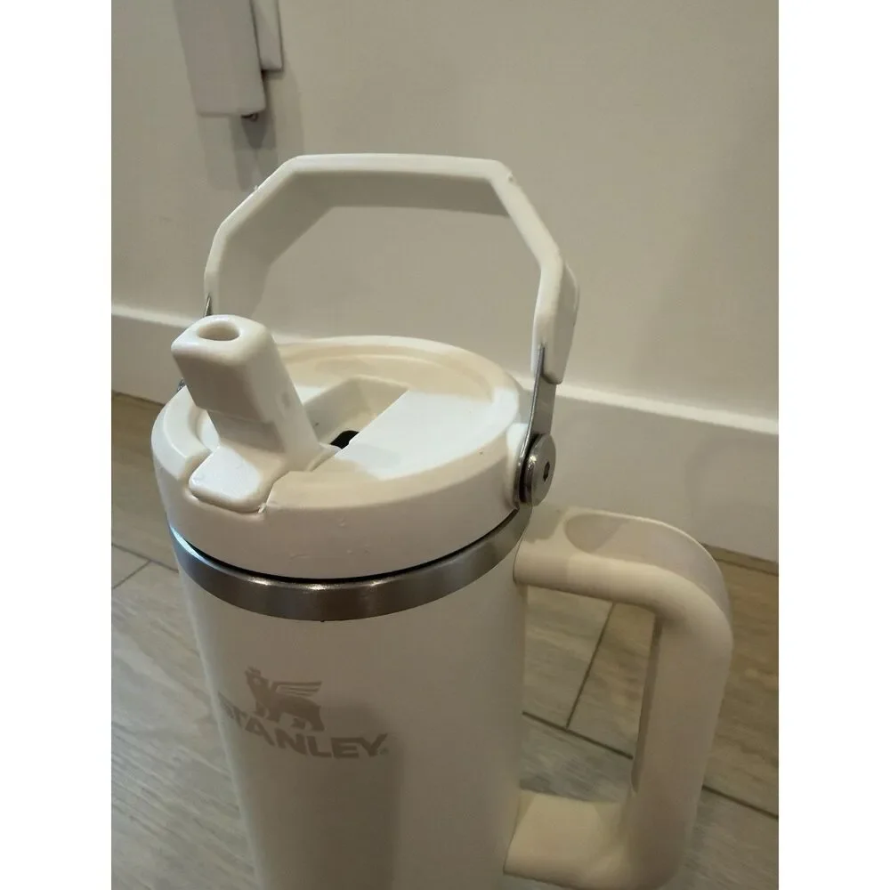 Stanley 30oz White/Cream Insulated Tumbler with Handle, Lid, Dishwasher Safe - Picture 2 of 7